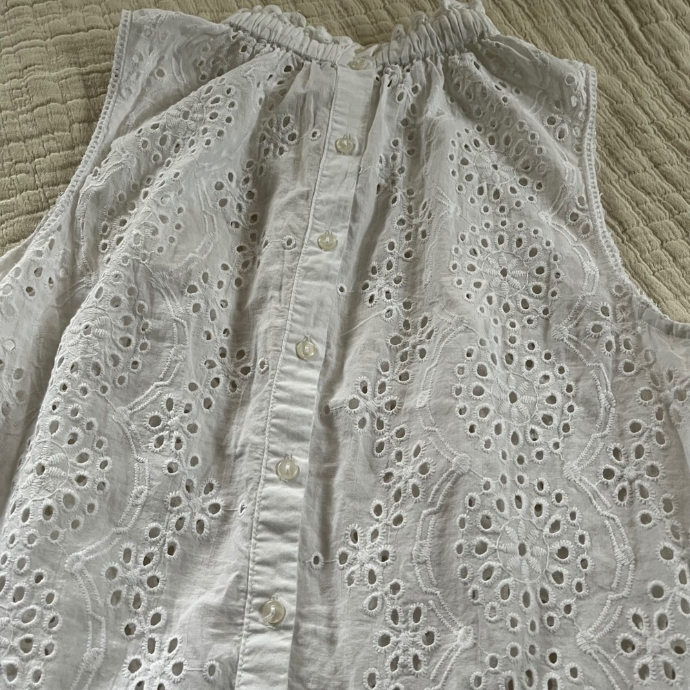 Jennifer & Grace White Cotton Eyelet Top - Picture 3 of 6
